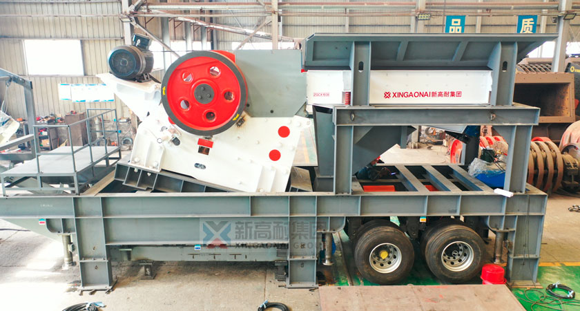 Tire-type mobile jaw crusher